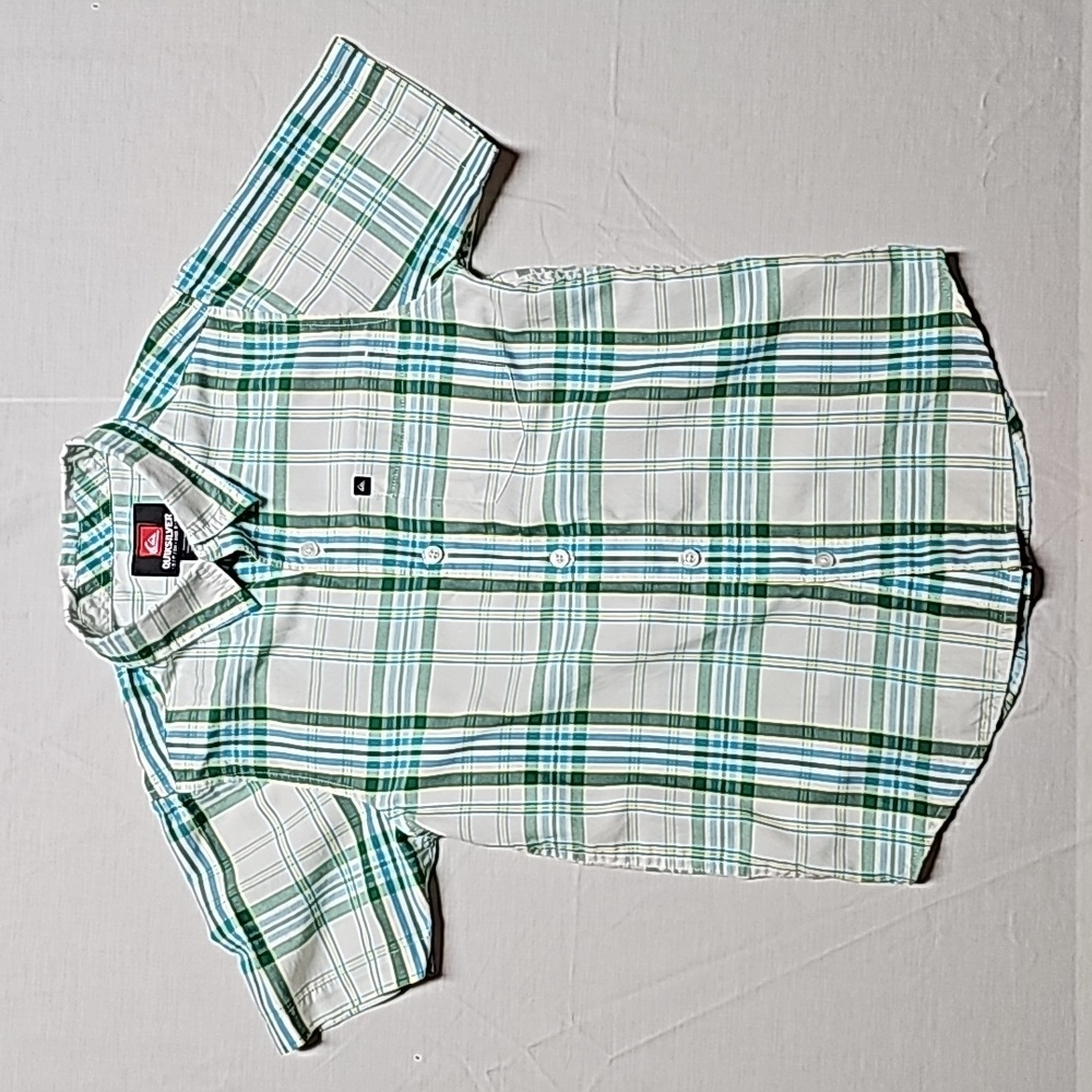 Quiksilver short sleeve button down, Youth S 8/10